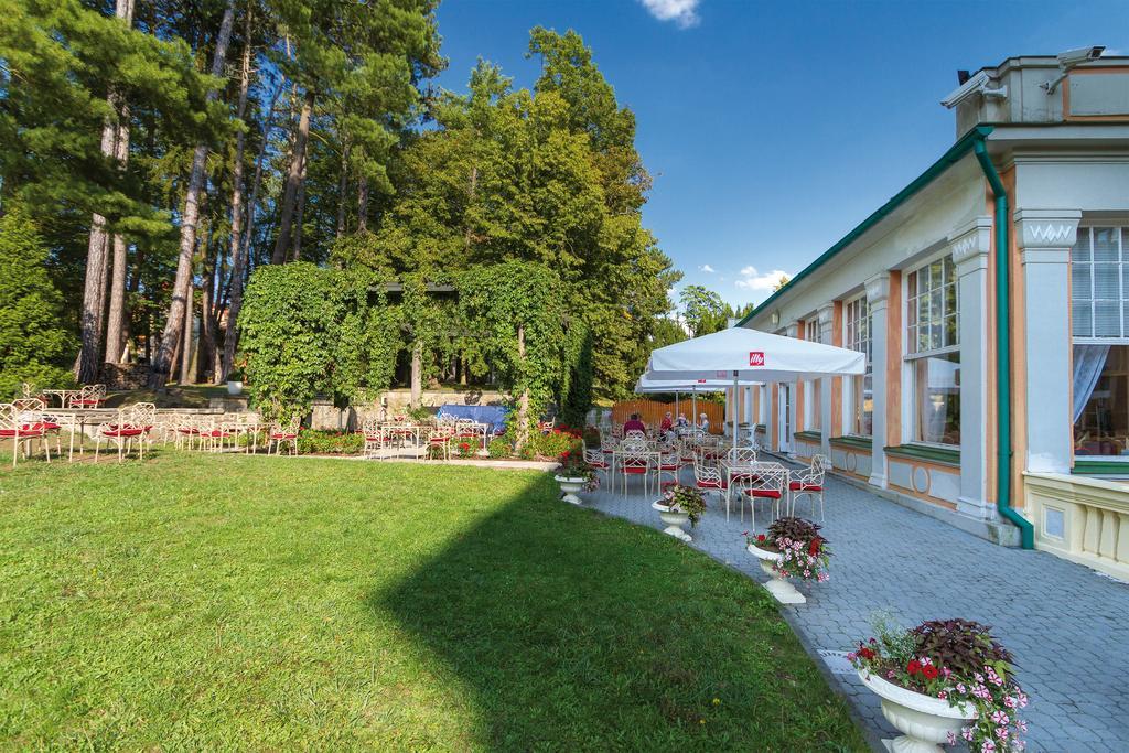 Spa Resort PAWLIK-AQUAFORUM Františkovy Lázně Exterior foto