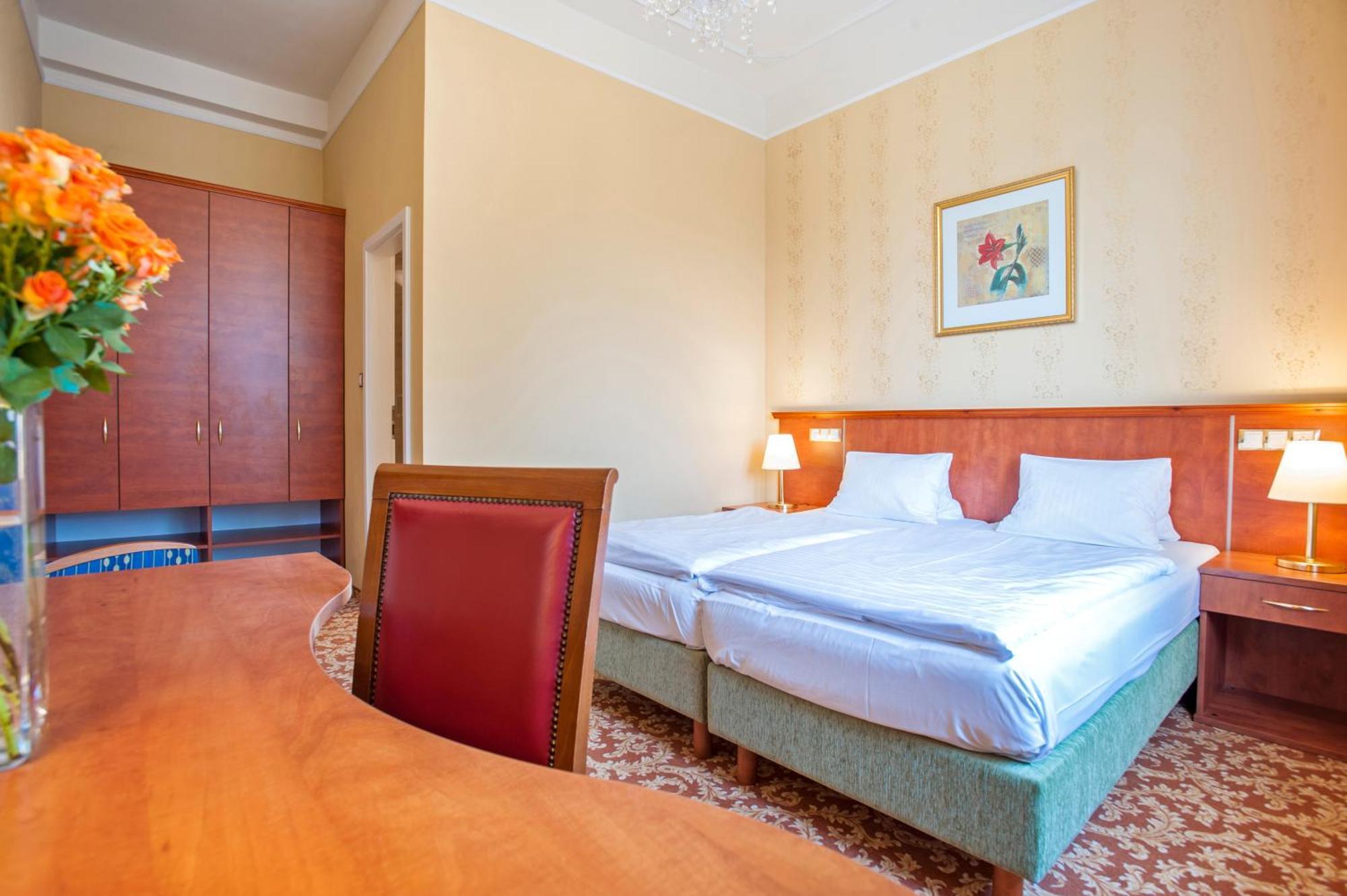 Spa Resort PAWLIK-AQUAFORUM Františkovy Lázně Cameră foto
