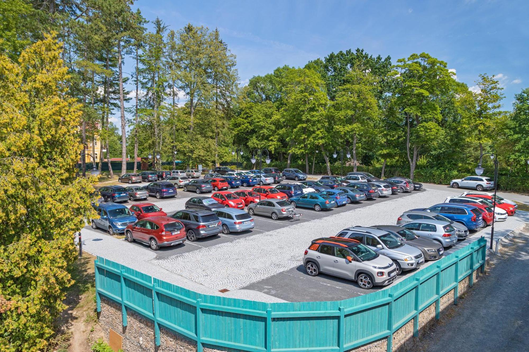 Spa Resort PAWLIK-AQUAFORUM Františkovy Lázně Exterior foto