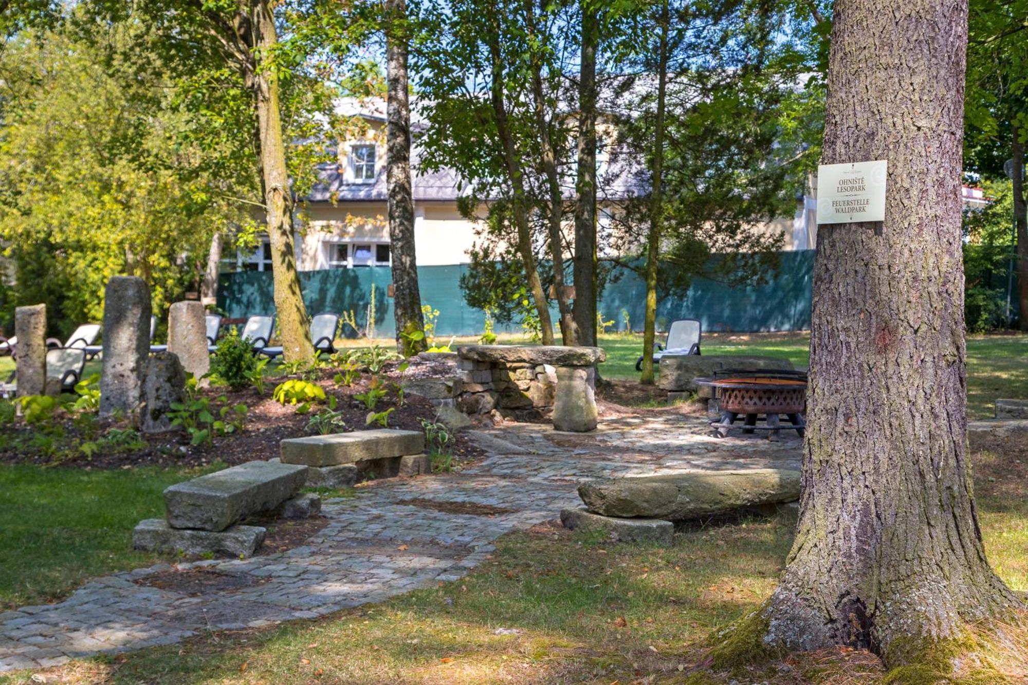 Spa Resort PAWLIK-AQUAFORUM Františkovy Lázně Exterior foto