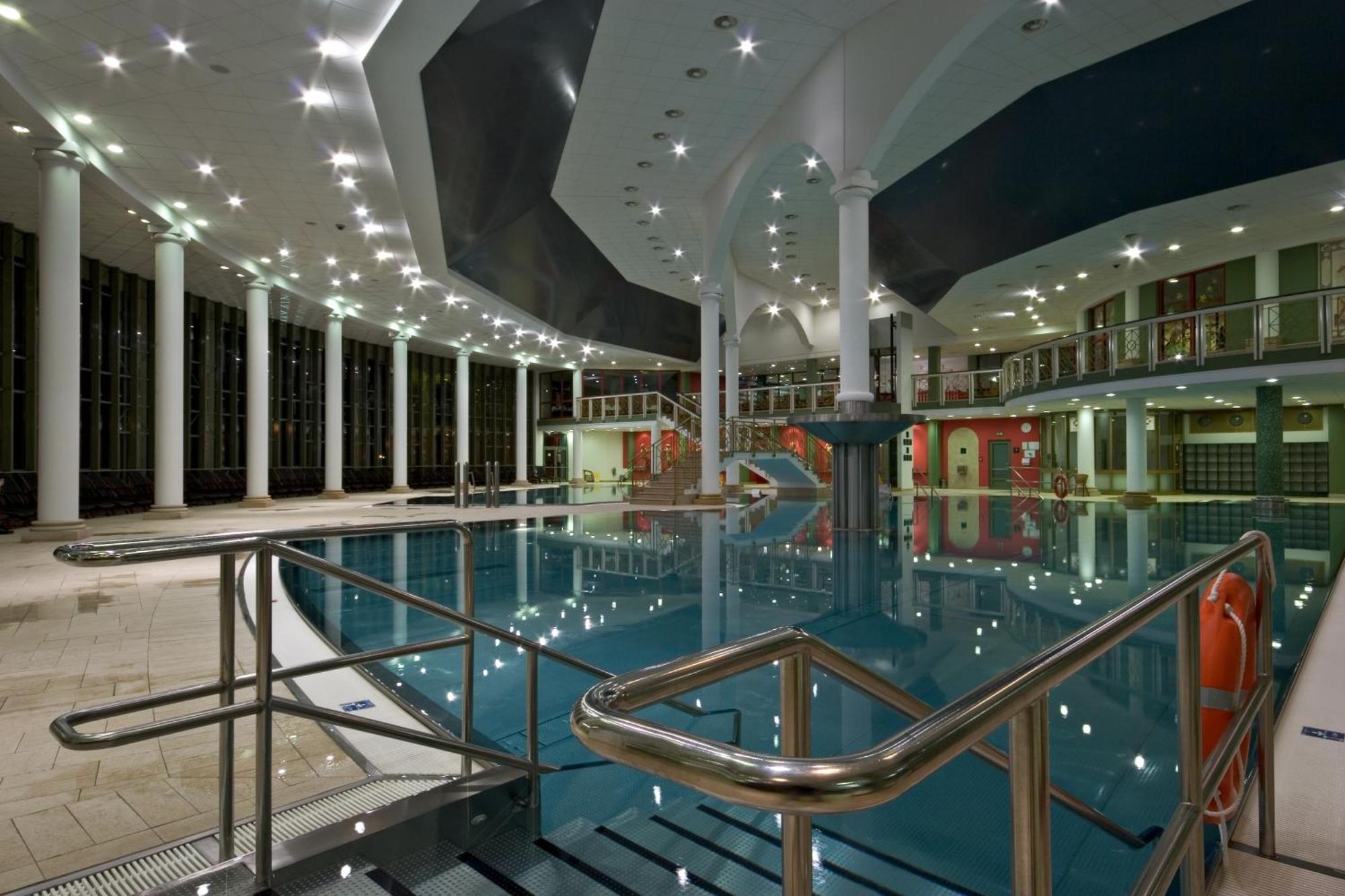 Spa Resort PAWLIK-AQUAFORUM Františkovy Lázně Exterior foto