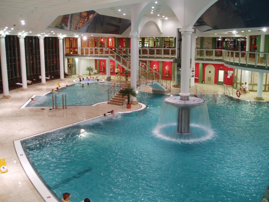 Spa Resort PAWLIK-AQUAFORUM Františkovy Lázně Exterior foto