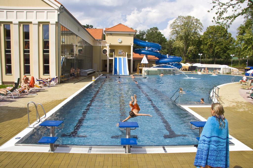 Spa Resort PAWLIK-AQUAFORUM Františkovy Lázně Exterior foto