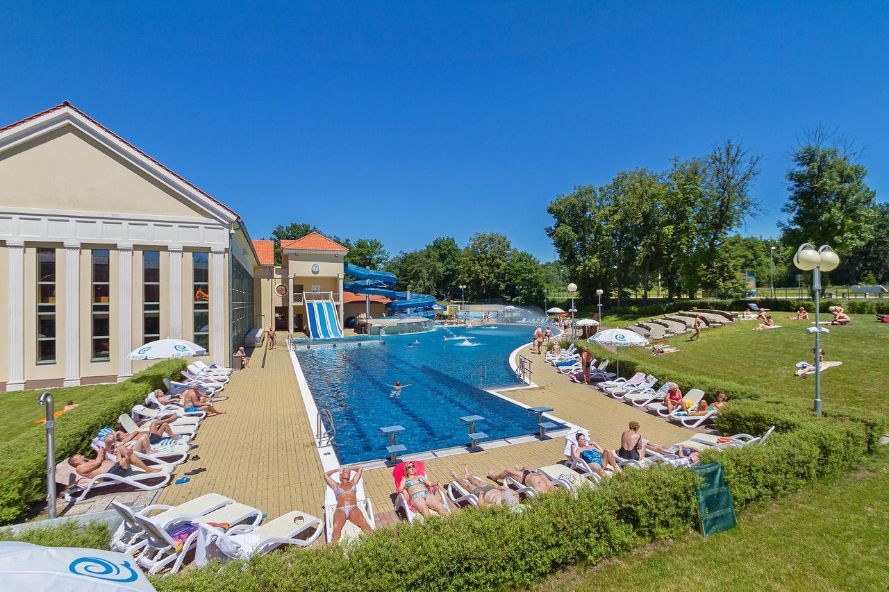 Spa Resort PAWLIK-AQUAFORUM Františkovy Lázně Exterior foto