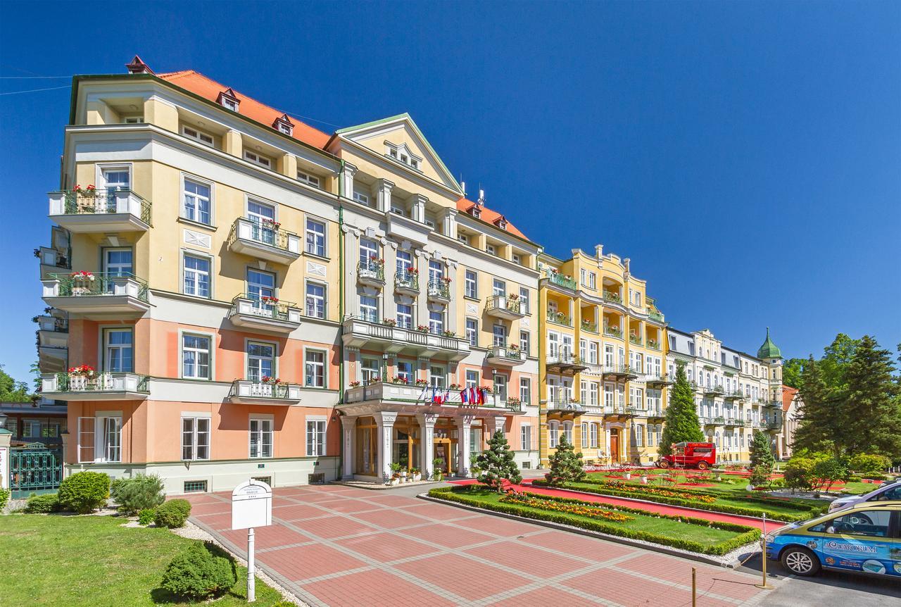 Spa Resort PAWLIK-AQUAFORUM Františkovy Lázně Exterior foto