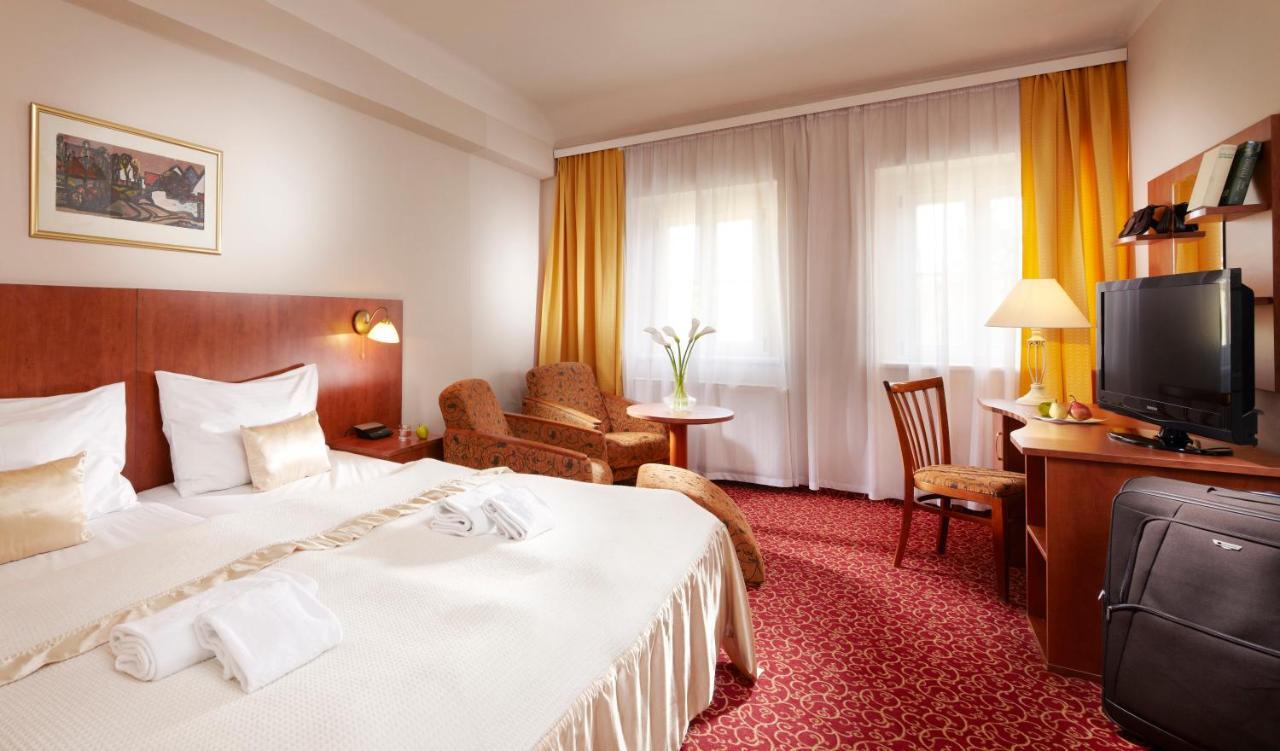 Spa Resort PAWLIK-AQUAFORUM Františkovy Lázně Cameră foto