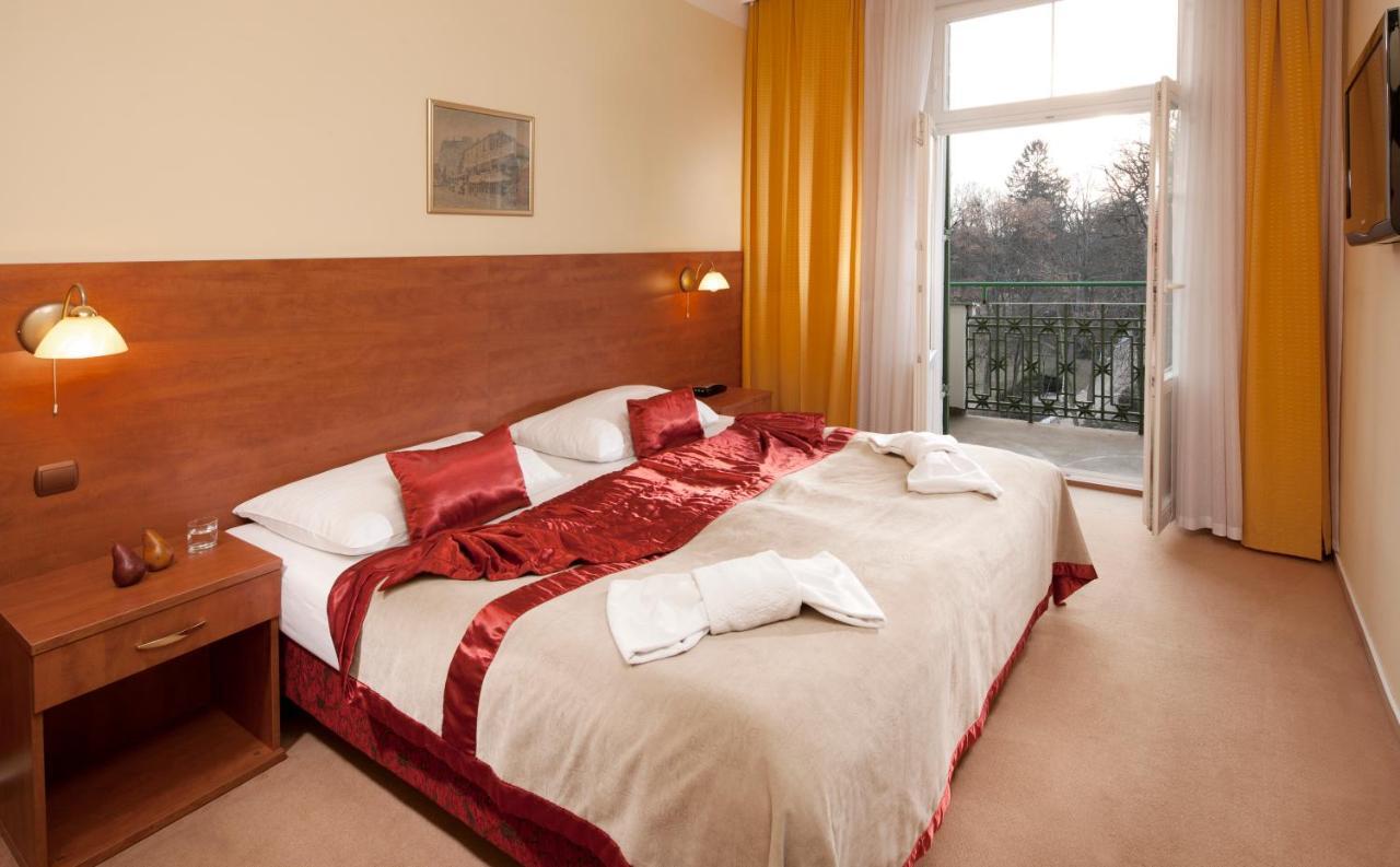 Spa Resort PAWLIK-AQUAFORUM Františkovy Lázně Cameră foto